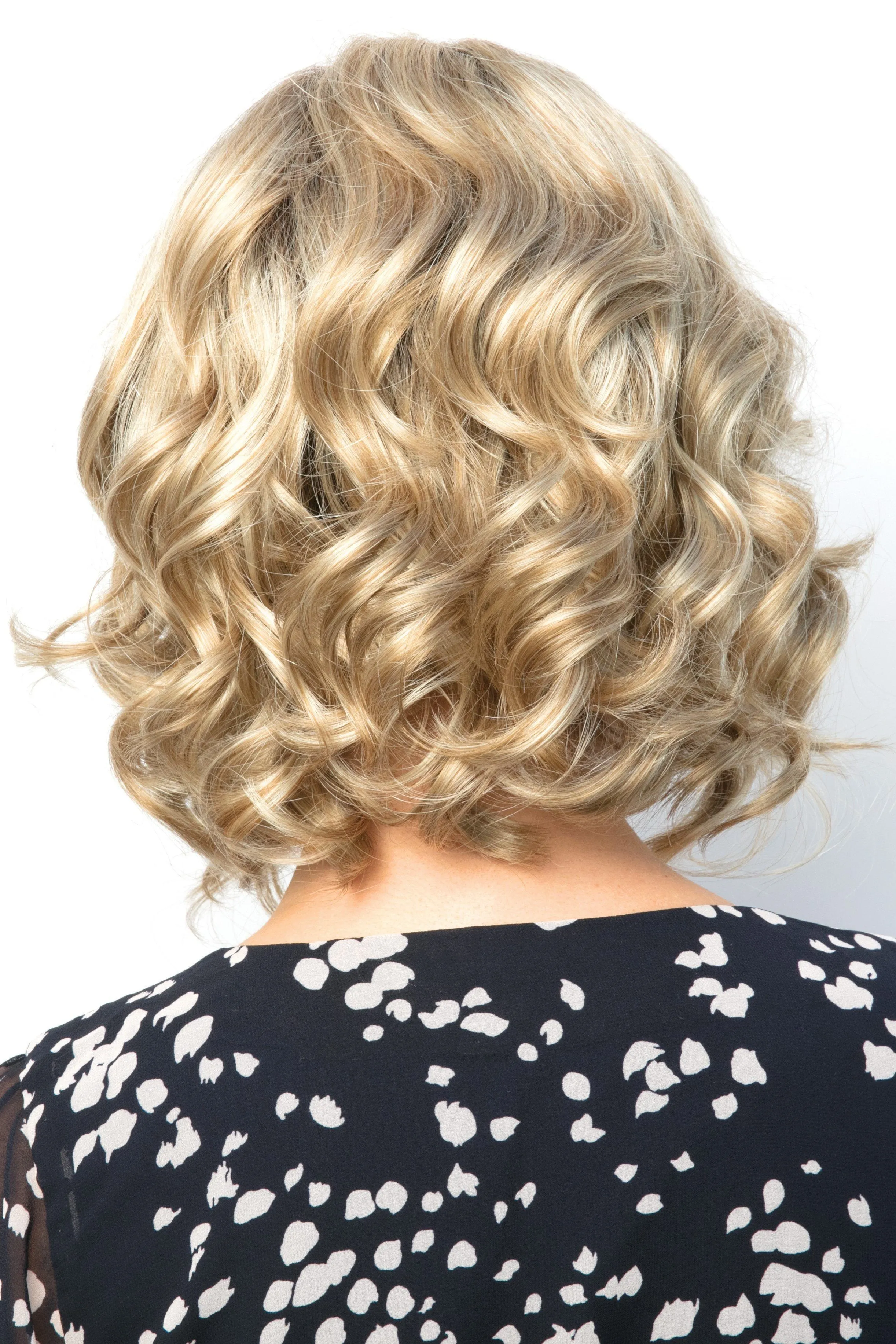 Amore Wigs - Reign #2571