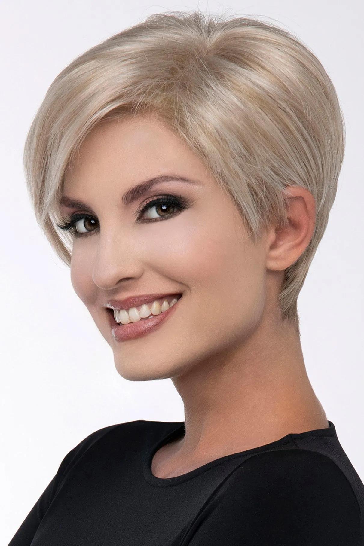 Envy Wigs - Amy