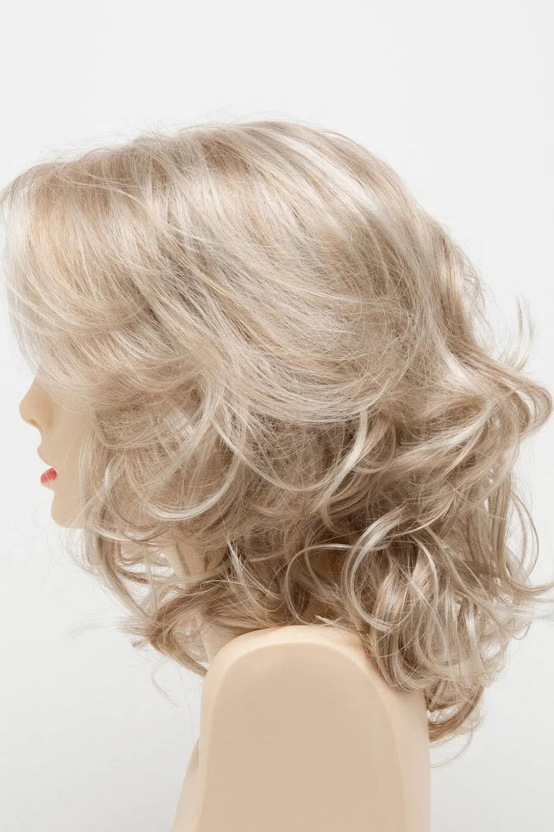 Envy Wigs - Ashley