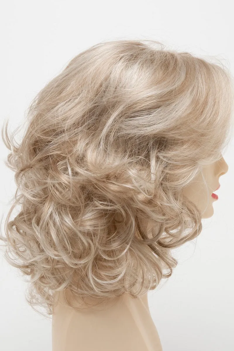 Envy Wigs - Ashley