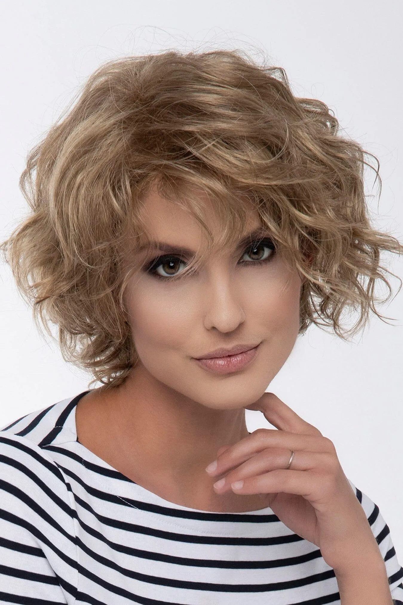 Envy Wigs - Suzi