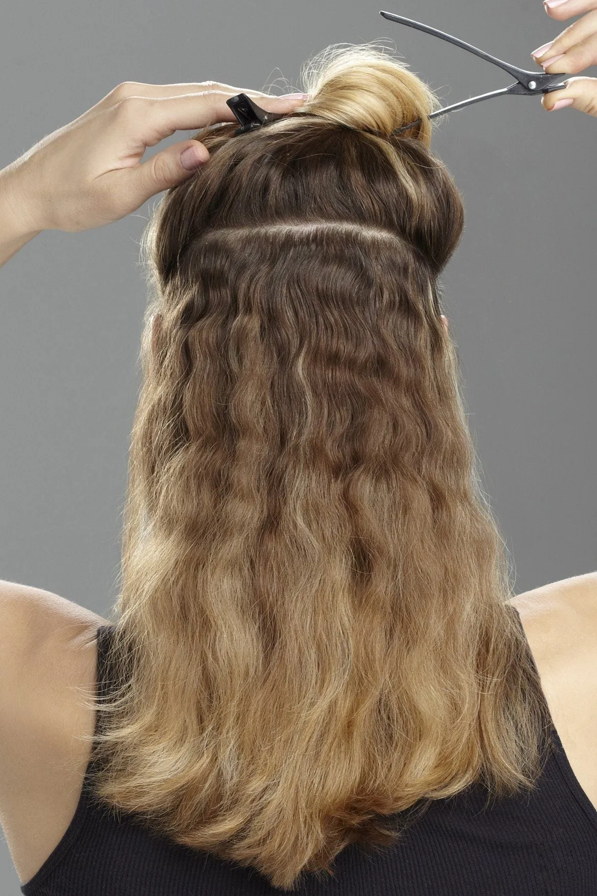 Hairdo Wigs Extensions - 20 Inch Wavy Extension (#H20STY)