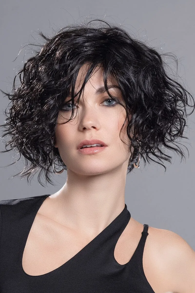 Sale - Ellen Wille Wigs - Turn - Color: Champagne Rooted (24.25.16)