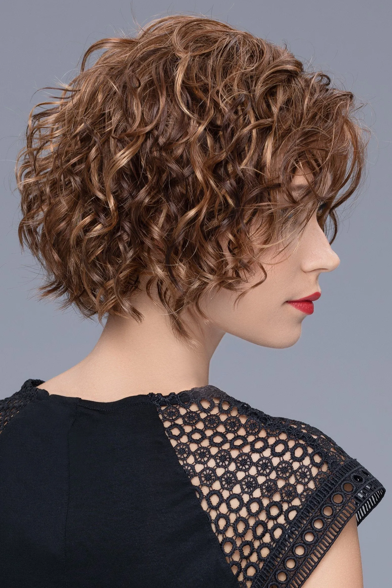 Sale - Ellen Wille Wigs - Turn - Color: Champagne Rooted (24.25.16)