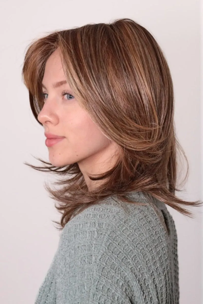 TressAllure Wigs - Feathered Bob (MC1401)